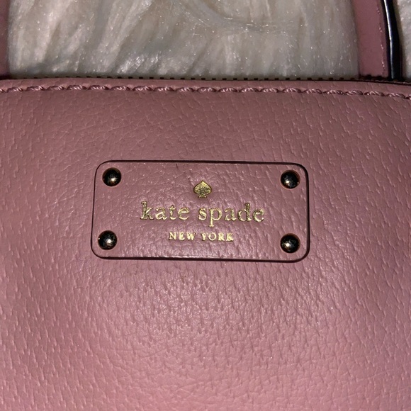 Kate Spade purse - Picture 2 of 3